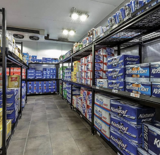 Large walk-in beer cooler with multiple ceiling evaporators and stacked product